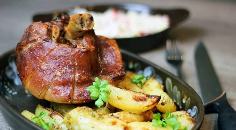 Dürfen Christen Schweinefleisch essen -Schweinehaxn